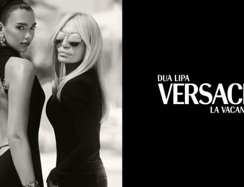 Η πιο καλοκαιρινή συλλογή Versace σε συνεργασία με τη Dua Lipa