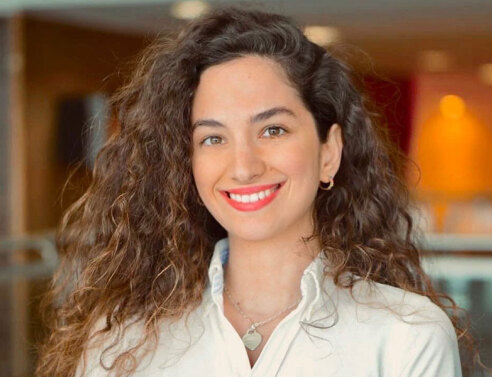 Στέλλα Καραβαζάκη (Σύμβουλος επικοινωνίας στην Ευρωπαϊκή Επιτροπή)