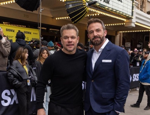 Οι Ματ Ντέιμον και Μπεν Άφλεκ ζητούν από τον Ντόναλντ Τραμπ να μην χρησιμοποιεί πλάνα από την ταινία «Air» για την εκστρατεία του.