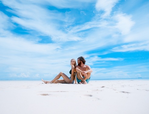 7 σημάδια ότι ένας άντρας σας «παίζει» και σας στέλνει ανάμεικτα μηνύματα