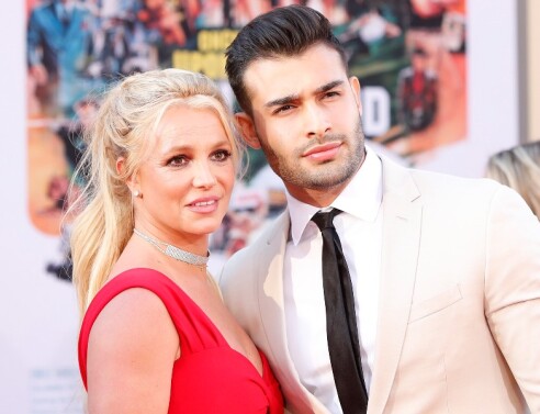 Μπρίτνεϊ Σπίαρς και Σαμ Ασγκάρι