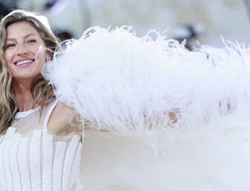 Ζιζέλ Μπούντχεν: Για το διαζύγιό της από τον Τομ Μπρέιντι και τις δυσκολίες που αντιμετώπισε τον τελευταίο χρόνο μίλησε το supermodel σε συνέντευξη. 