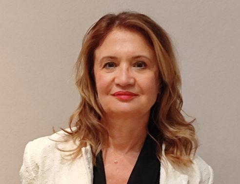 Ιστορίες για τη Γυάλινη Οροφή: Η ιστορία της Δρ Άννας Καραπαναγιώτου (Διευθύντρια Εθνικού Αρχαιολογικού Μουσείου) στη στήλη που ενώνει τις γυναίκες από τη Story Mentor.