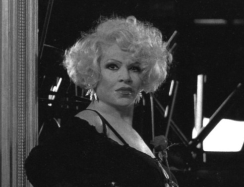 Καίτη Γκρέυ: Η συναρπαστική ιστορία της ζωής της με δικά της λόγια