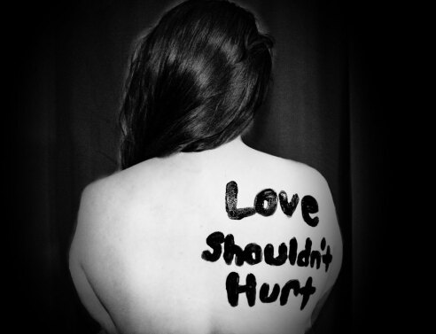 Kακοποιημένη γυναίκα