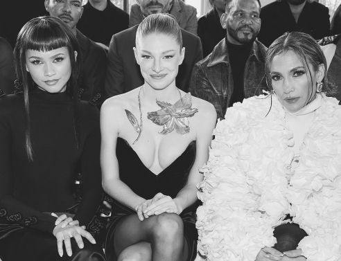 Schiaparelli στο Παρίσι: JLo, Zendaya και διαστημική υψηλή ραπτική 