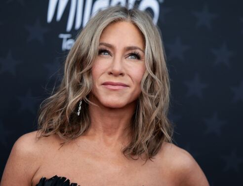 Τζένιφερ Άνιστον 