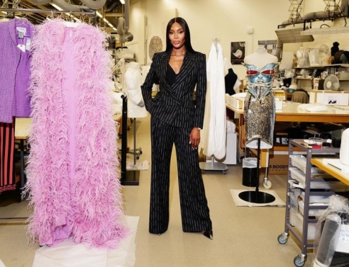 Ναόμι Κάμπελ: Έκθεση στο V&A Museum του Λονδίνου