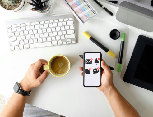 Εχθρικά μηνύματα στο κινητό