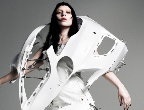 Lady Gaga: Η εμφάνιση στην πρεμιέρα της ταινίας «Gaga Chromatica Ball»