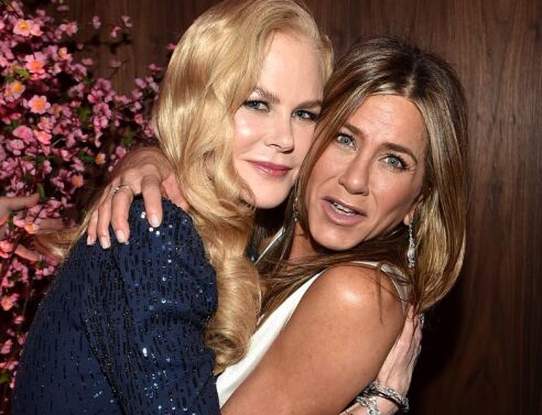 Τζένιφερ Άνιστον: Η δυνατή φιλία που συνδέει τη Νικόλ Κίντμαν - Συνδέονται από το 2005 - Η σημασία αλληλοϋποστήριξης των γυναικών στη βιομηχανία του θεάματος.