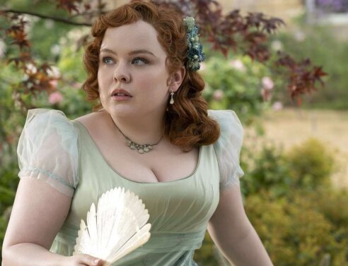 Ποιο bodyshaming; Η Nicola Coughlan μόλις ταπείνωσε έναν δημοσιογράφο