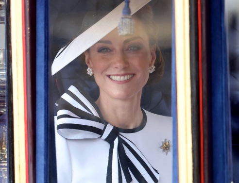 Κέιτ Μίντλετον: Το κάπως στενόχωρο παρασκήνιο της πρώτης δημόσιας εμφάνισής της 