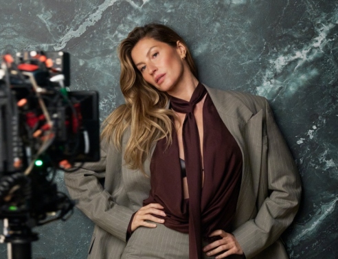 H νέα καμπάνια της Boss για τη συλλογή FW24