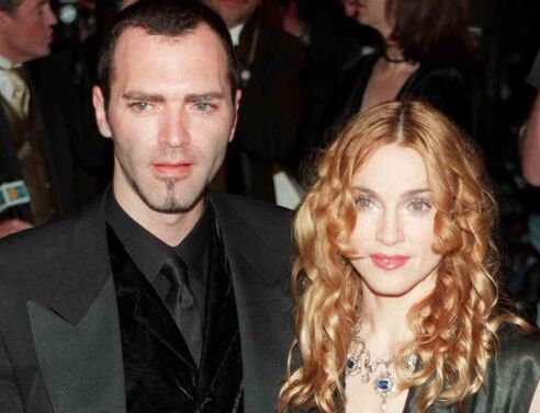 Πέθανε ο μικρότερος αδερφός της Μαντόνα, Κρίστοφερ Τσικόνε 