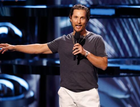 Μάθιου ΜακΚόναχι: Η συνέντευξή του στον Νικ Κύργιο 