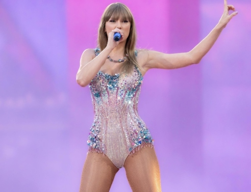 Κίνηση ματ της Τέιλορ Σουίφτ: Αγόρασε πίσω τα δικαιώματα των master recordings των έξι πρώτων άλμπουμ της