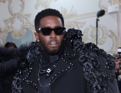Ο Diddy έδωσε 100.000 δολάρια σε υπάλληλο ξενοδοχείου για να του παραδώσει το βίντεο με τον ξυλοδαρμό της πρώην του