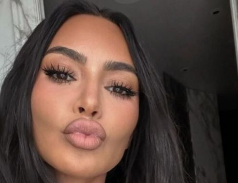 Η Κιμ Καρντάσιαν φέρεται να έχασε 150.000 followers στο Instagram μετά την ανάρτηση φωτογραφίας της Μελάνια Τραμπ από την ορκωμοσία του προέδρου των ΗΠΑ.