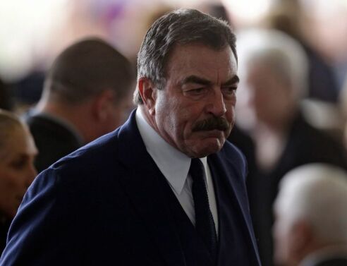 Τομ Σέλεκ: Με διαδρομή σε McDonald's γιόρτασε τα 80 του χρόνια - O Αμερικανός ηθοποιός αποκάλυψε ότι δεν είναι συναισθηματικός με τα γενέθλια