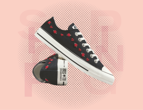 Ψωνίζουμε ρούχα και αξεσουάρ σε μαύρο και κόκκινα