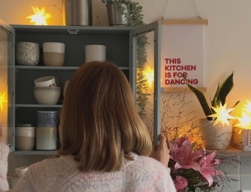 Πώς θα φτιάξετε τη δίκη σας άνετη γωνία στο σπίτι, για χαλάρωση και πρωινό καφέ 