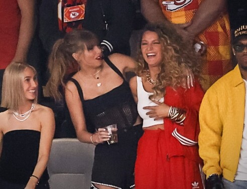 Τίτλοι τέλους στην φιλία Μπλέικ Λάιβλι και Τέιλορ Σουίφτ; - Η τραγουδίστρια έχει κόψει κάθε επικοινωνία με την ηθοποιό