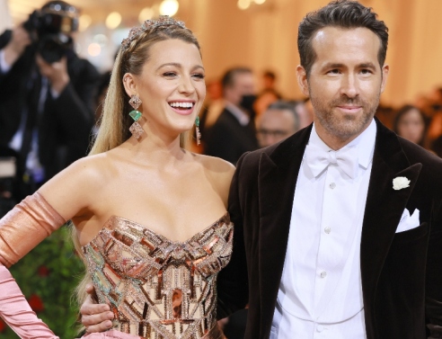 Οι νέες θεωρίες για την πραγματική σχέση ανάμεσα στην Μπλέικ Λάιβλι και τον Ράιαν Ρέινολντς 