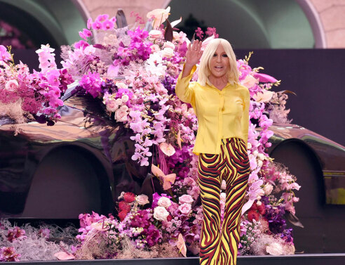 Nτονατέλα Βερσάτσε: Ποιο θα είναι το επόμενο βήμα της μετά τον Versace;