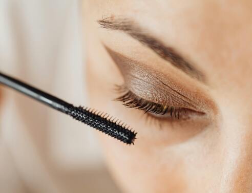 Οι 5 καλύτερες καφέ μάσκαρα της αγοράς