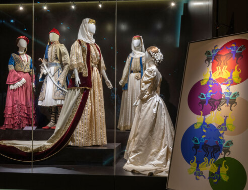 Τα «κεντήματα» της Μαρίας Όλγας Βλάχου ταξιδεύουν στην Καλαμάτα