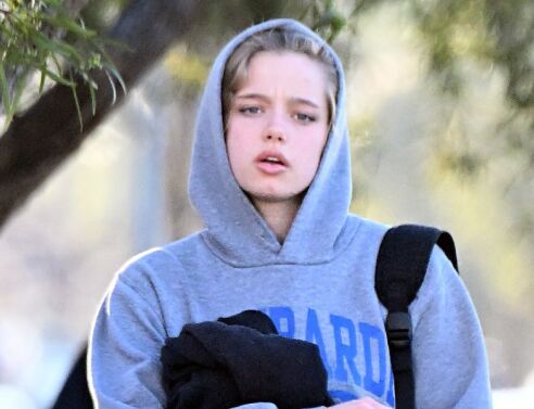 Η κόρη της Τζολί και του Πιτ, Σιλό, άλλαξε ξανά το όνομά της - Πλέον θέλει να την αποκαλούν «Shi»