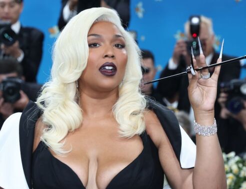 Η σταρ της ποπ Lizzo αποκάλυψε ότι χρησιμοποίησε το Ozempic και άλλα δημοφιλή φάρμακα για την απώλεια βάρους, αν και αρχικά διέψευδε τις φήμες