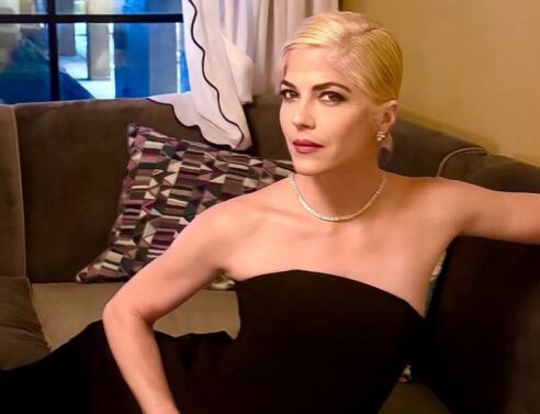 Σέλμα Μπλερ για σκλήρυνση κατά πλάκας: Μια μαγνητική τομογραφία αποκάλυψε ότι είχα το πρόβλημα για 30 χρόνια