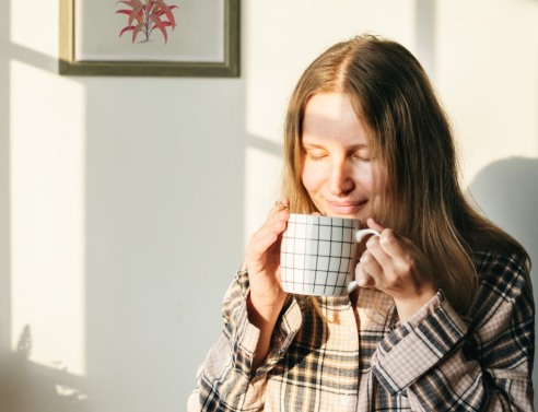 Cozy χειμωνιάτικες κούπες: Τα σχέδια που ξεχωρίσαμε στην αγορά