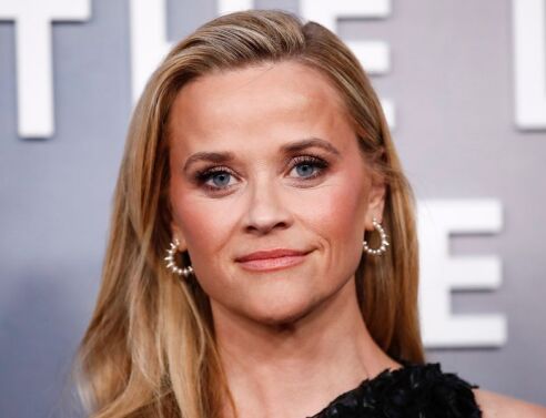 Η βραβευμένη ηθοποιός Ρις Γουίδερσπουν μίλησε για μία κακοποιητική σχέση που έζησε στο παρελθόν και πώς αναγκάστηκε να «αναδομηθεί» συναισθηματικά 