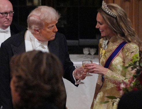 Ο εντυπωσιασμένος Τραμπ από τη γοητεία της Κέιτ Μίντλετον