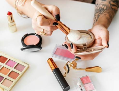 Σπασμένη πούδρα