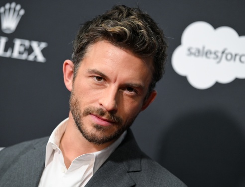 Ο Τζόναθαν Μπέιλι είναι ο πιο σέξι άνδρας για το 2025 