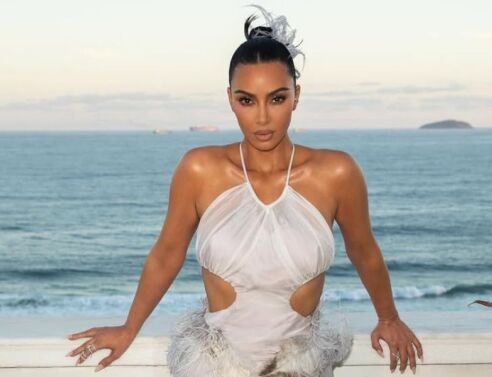 Η Skims της Κιμ Καρντάσιαν συγκέντρωσε 225 εκατ. δολάρια, φτάνοντας αποτίμηση 5 δισ., και σχεδιάζει διεθνή επέκταση και νέα καταστήματα