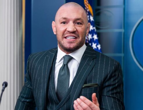 Ο Κόνορ ΜακΓκρέγκορ ισχυρίζεται ότι «είδε τον θάνατό του και συνάντησε τον Ιησού» μετά από 36ωρη ψυχεδελική θεραπεία στο Μεξικό.