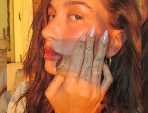 Πέντε χρώματα νυχιών που δείχνουν πάντα κομψά