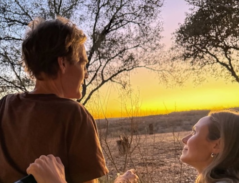 Οι τελευταίες ημέρες του Τζέιμς Βαν Ντερ Μπικ μέσα από φωτογραφίες των φίλων του