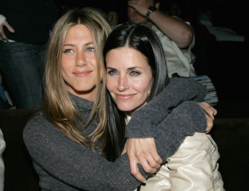 Διάσημες και αχώριστες: Οι πιο iconic γυναικείες φιλίες που ξεχώρισαν μέσα στα χρόνια