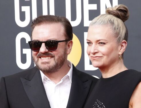 Τζέιν Φάλον: Η σύντροφος του Ρίκι Τζερβέις ανακοίνωσε τη μάχη της με τον καρκίνο, τονίζοντας τη σημασία της μαστογραφίας - Ετοιμάζεται για χειρουργική επέμβαση 