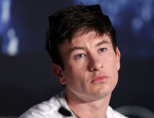 Ο Μπάρι Κίογκαν δηλώνει ότι η διαδικτυακή κακοποίηση τον κάνει να αποφεύγει δημόσιες εμφανίσεις - Σκέφτεται ακόμη και αποχώρηση από την υποκριτική.