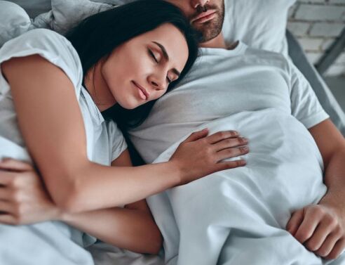 Η απλή ερώτηση που μπορεί να βελτιώσει τη σχέση σας - Ερευνήτρια του Χάρβαρντ αποκαλύπτει το μυστικό για να έρθετε πιο κοντά με τον σύντροφό σας