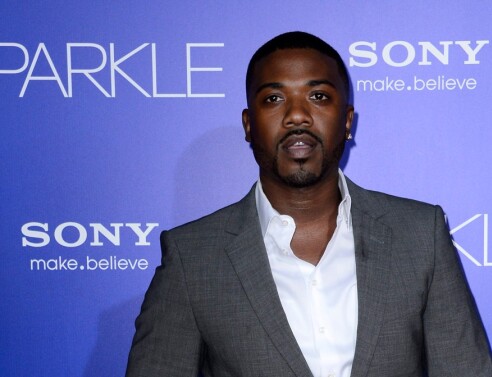 Προκαλεί ξανά με δηλώσεις του ο Ray J - Ισχυρίζεται ότι έχει κοιμηθεί με 12.500 γυναίκες - Υποστηρίζει ότι όταν είναι σε tour πηγαίνει με 5 ως 10 γυναίκες την ημέρα