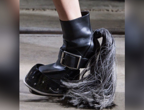 Τα εκκεντρικά παπούτσια του Alexander McQueen