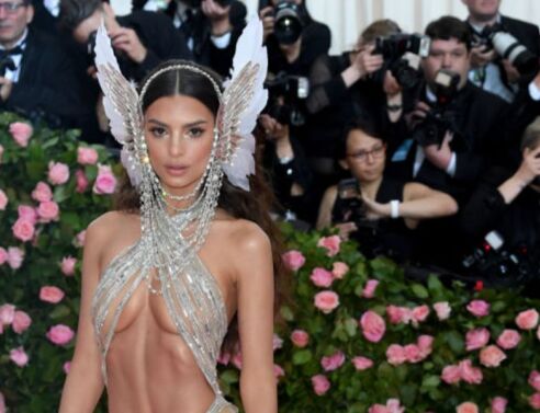 Naked dress: Τα πιο διάσημα «γυμνά φορέματα» στην ιστορία του Med Gala